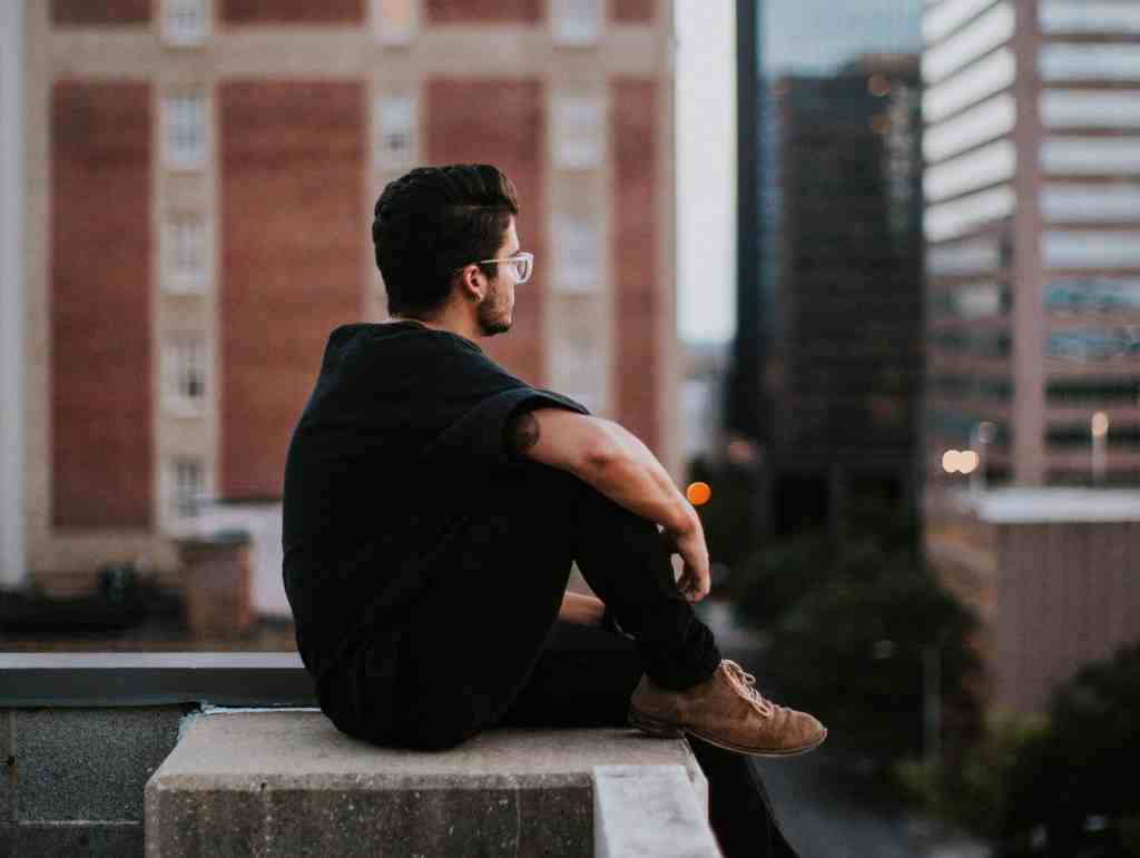 man reflecting hannah-busing-vGHMXnD5A0I-unsplash (2)
